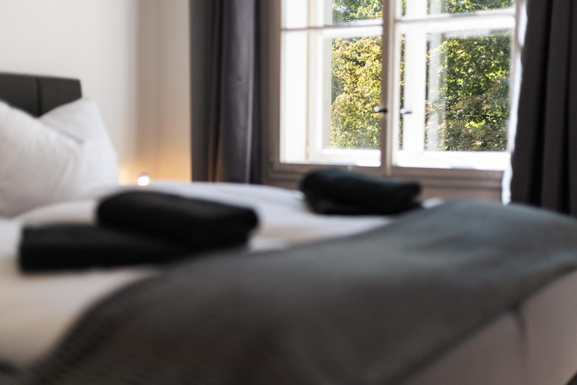 Ko-Living Space An Der Oper - Street Art Design Apartments Halle  외부 사진