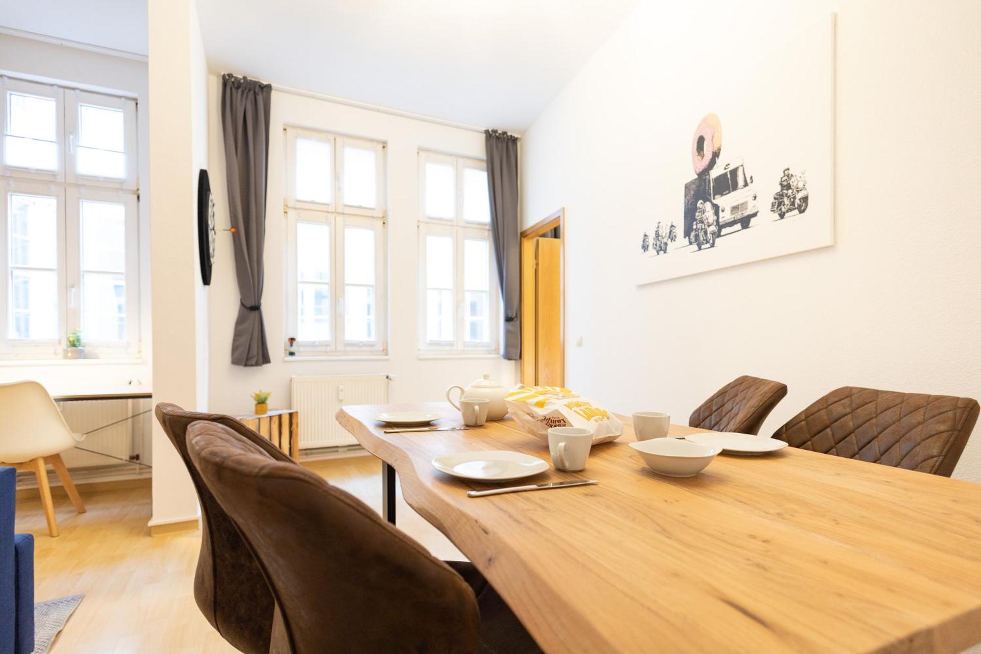 Ko-Living Space An Der Oper - Street Art Design Apartments Halle  외부 사진