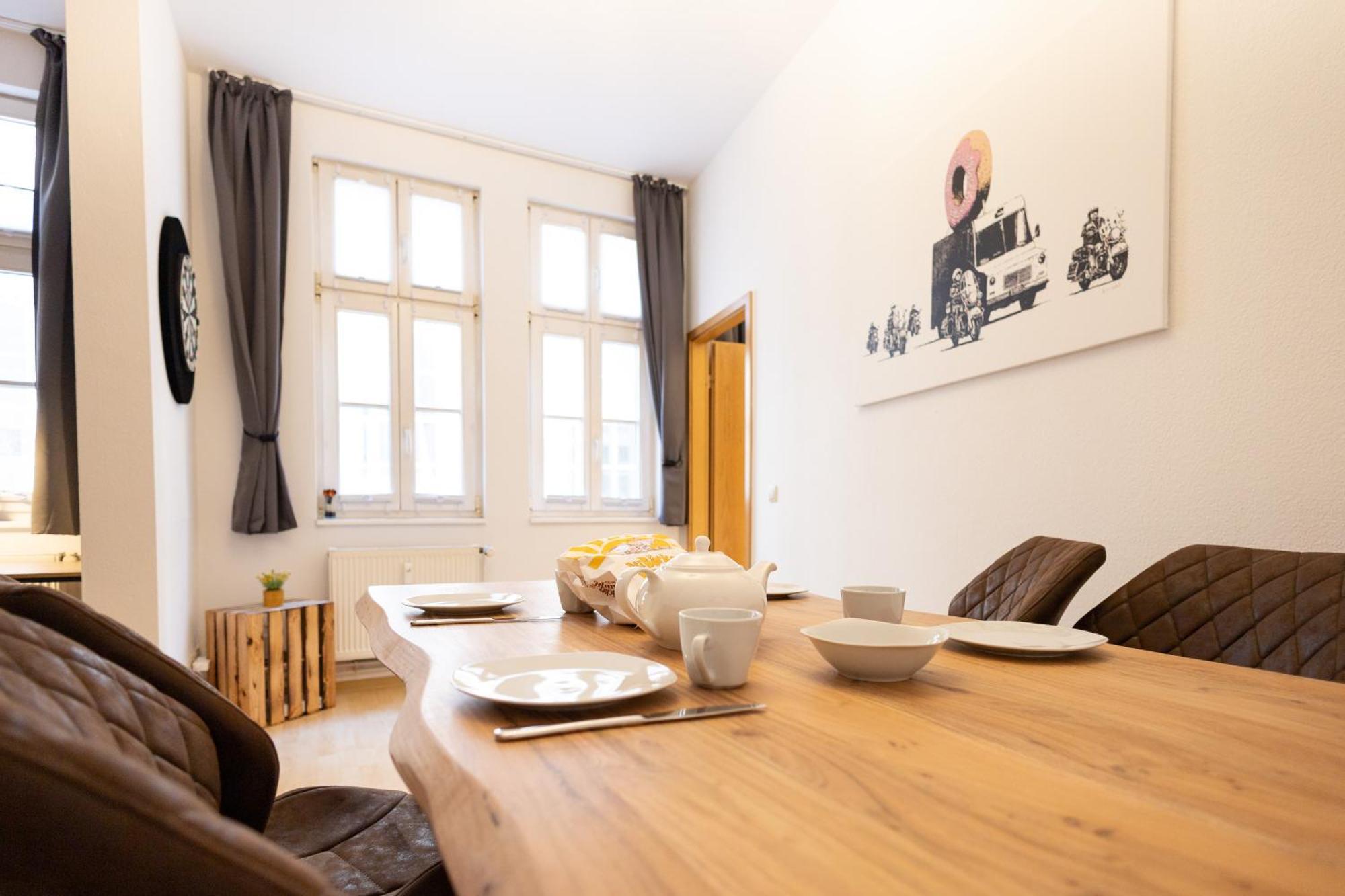 Ko-Living Space An Der Oper - Street Art Design Apartments Halle  외부 사진